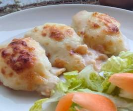 Œufs farcis à la béchamel